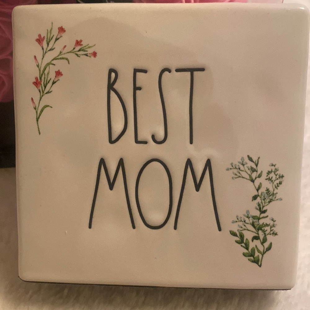 Rae Dunn Decor